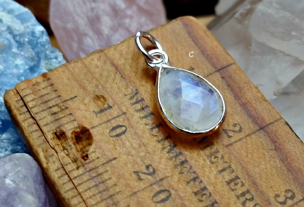 Bezel Pendant Moonstone Pear 10X7mm - Gemstones, Pendants, Dangles