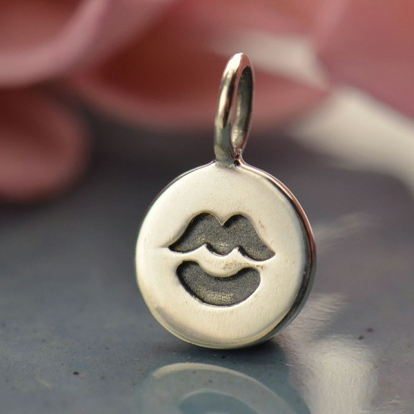 Sterling Silver Kiss Charm - C726, Stamped Charms, Love, Friendship